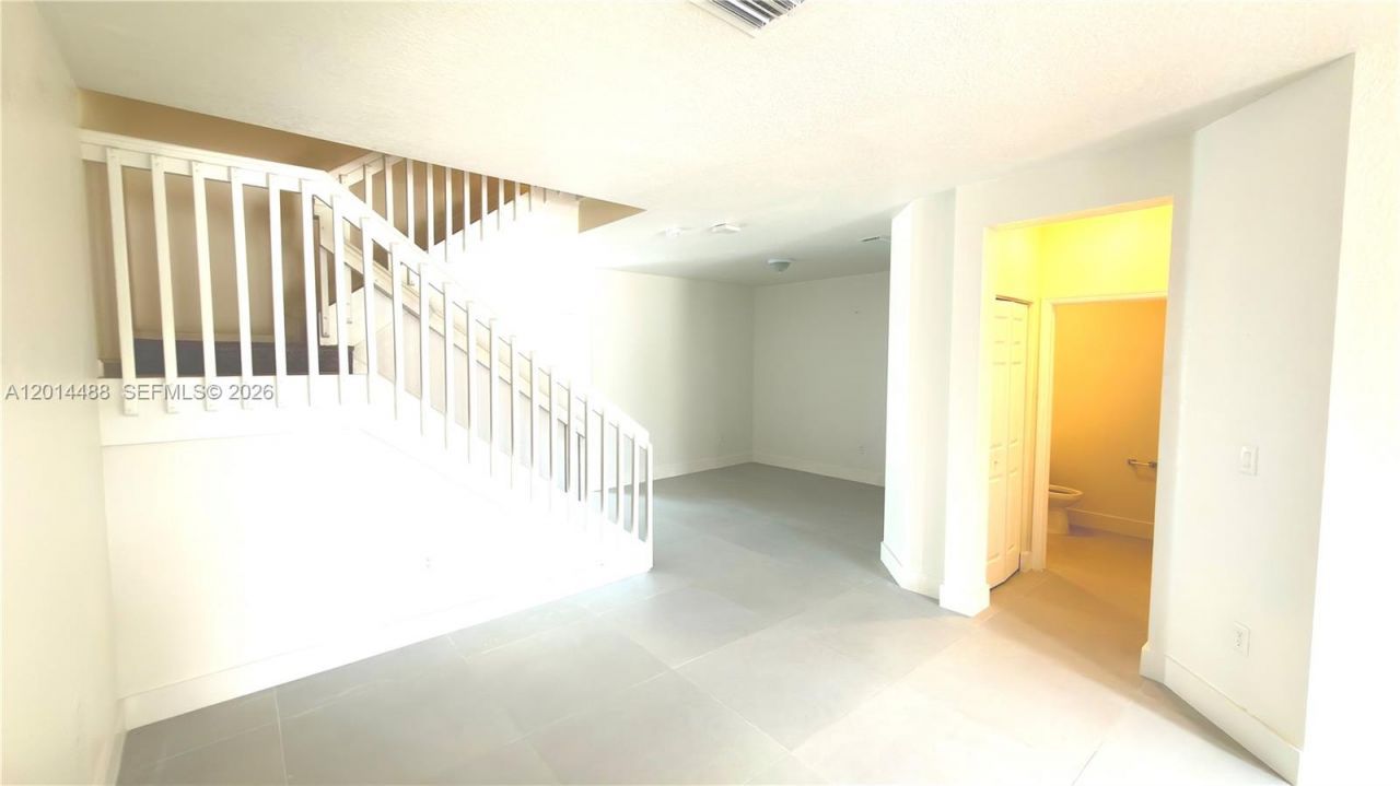 3469 W 106th St, Hialeah, FL 33018 Photo