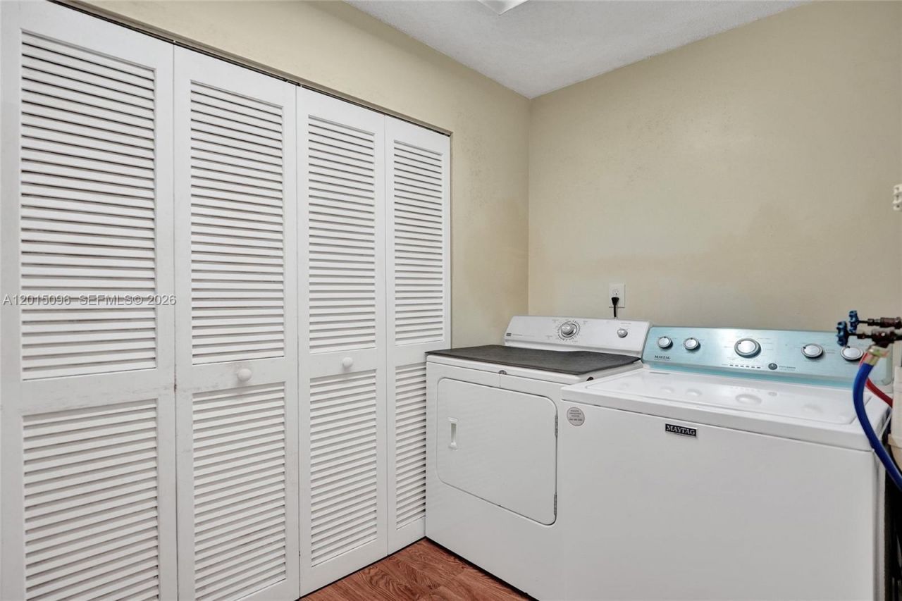 4960 E Sabal Palm Blvd , Unit 203, Tamarac, FL 33319 Photo