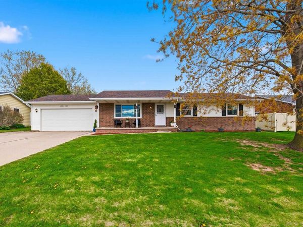 1465 GUNS STREET, Green Bay, WI 54311