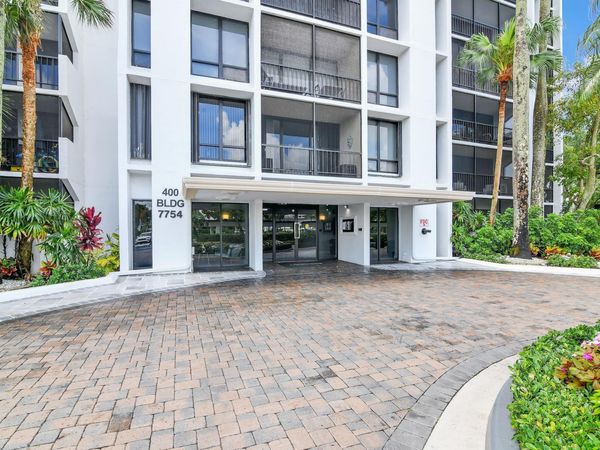 7754 Lakeside Boulevard, Unit 446, Boca Raton, FL 33434