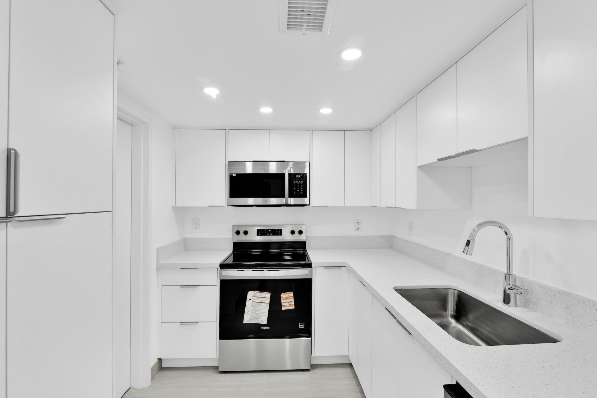 7754 Lakeside Boulevard, Unit 446, Boca Raton, FL 33434 Photo