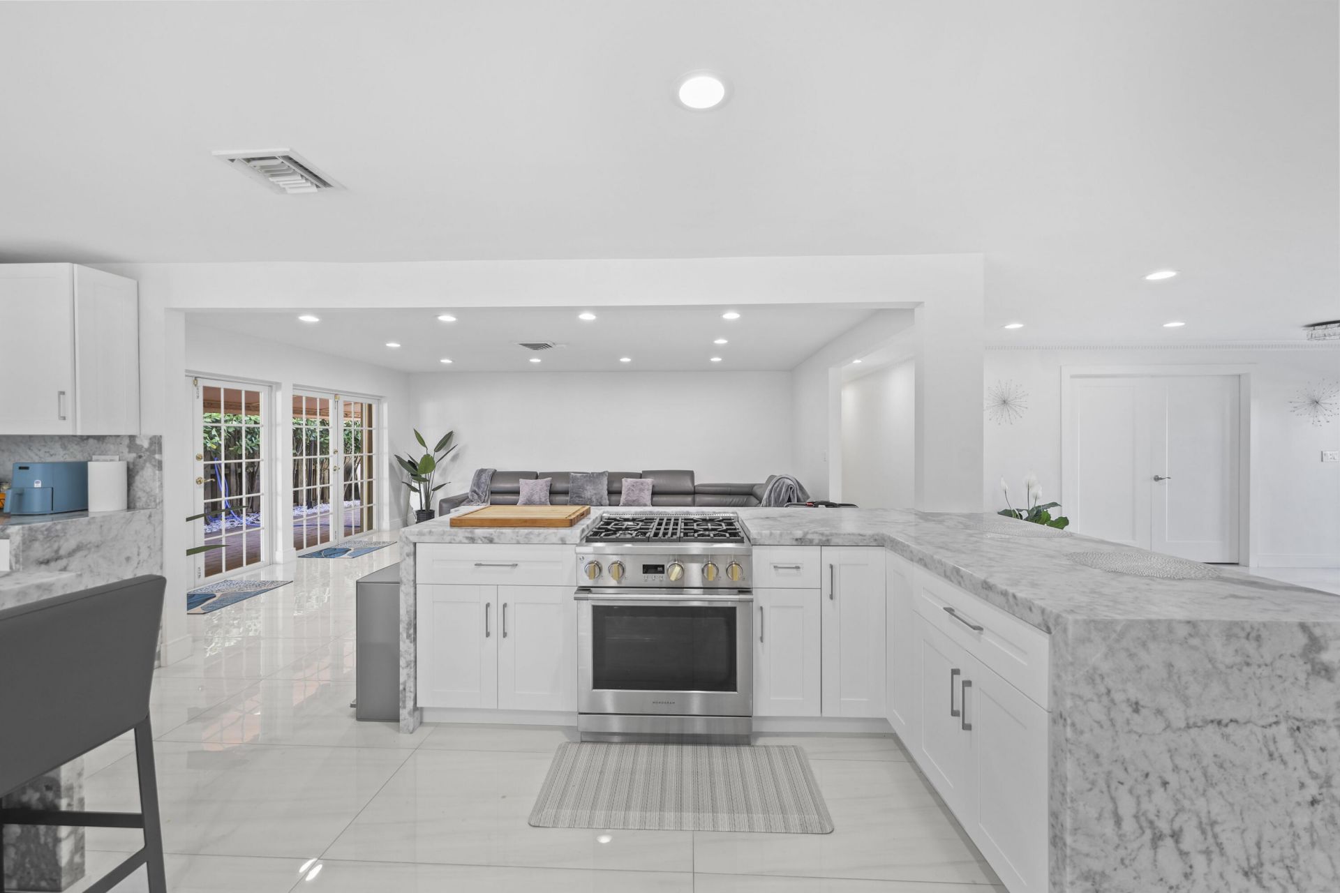 3531 NE 30th Avenue, Lighthouse Point, FL 33064 Photo