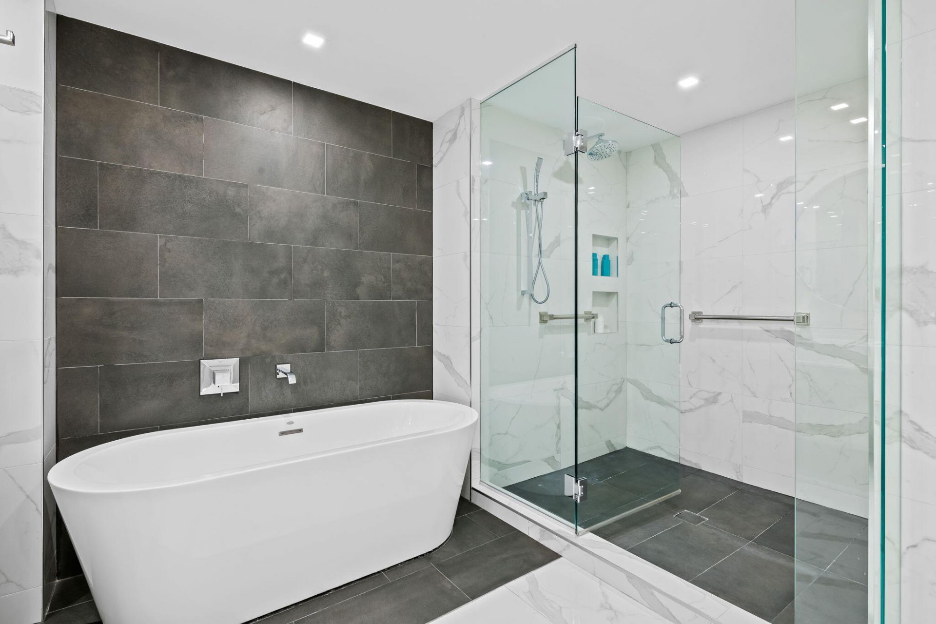 435 Bayshore Drive, Unit 302, Fort Lauderdale, FL 33304 Photo