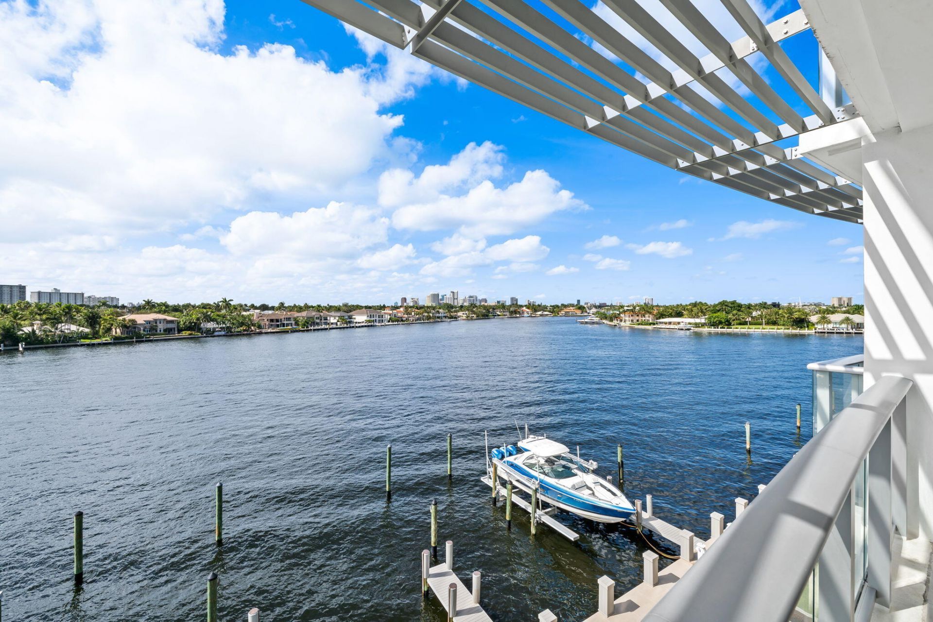 435 Bayshore Drive, Unit 302, Fort Lauderdale, FL 33304 Photo