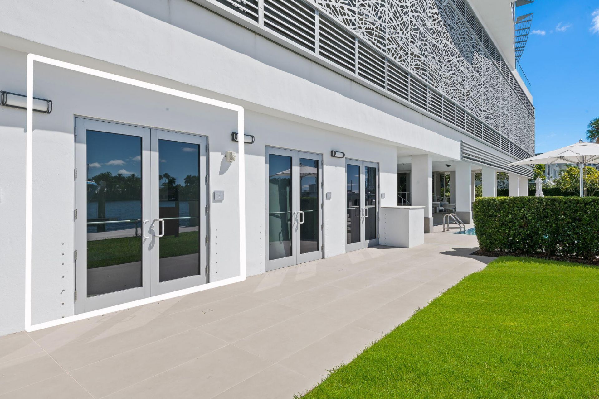 435 Bayshore Drive, Unit 302, Fort Lauderdale, FL 33304 Photo