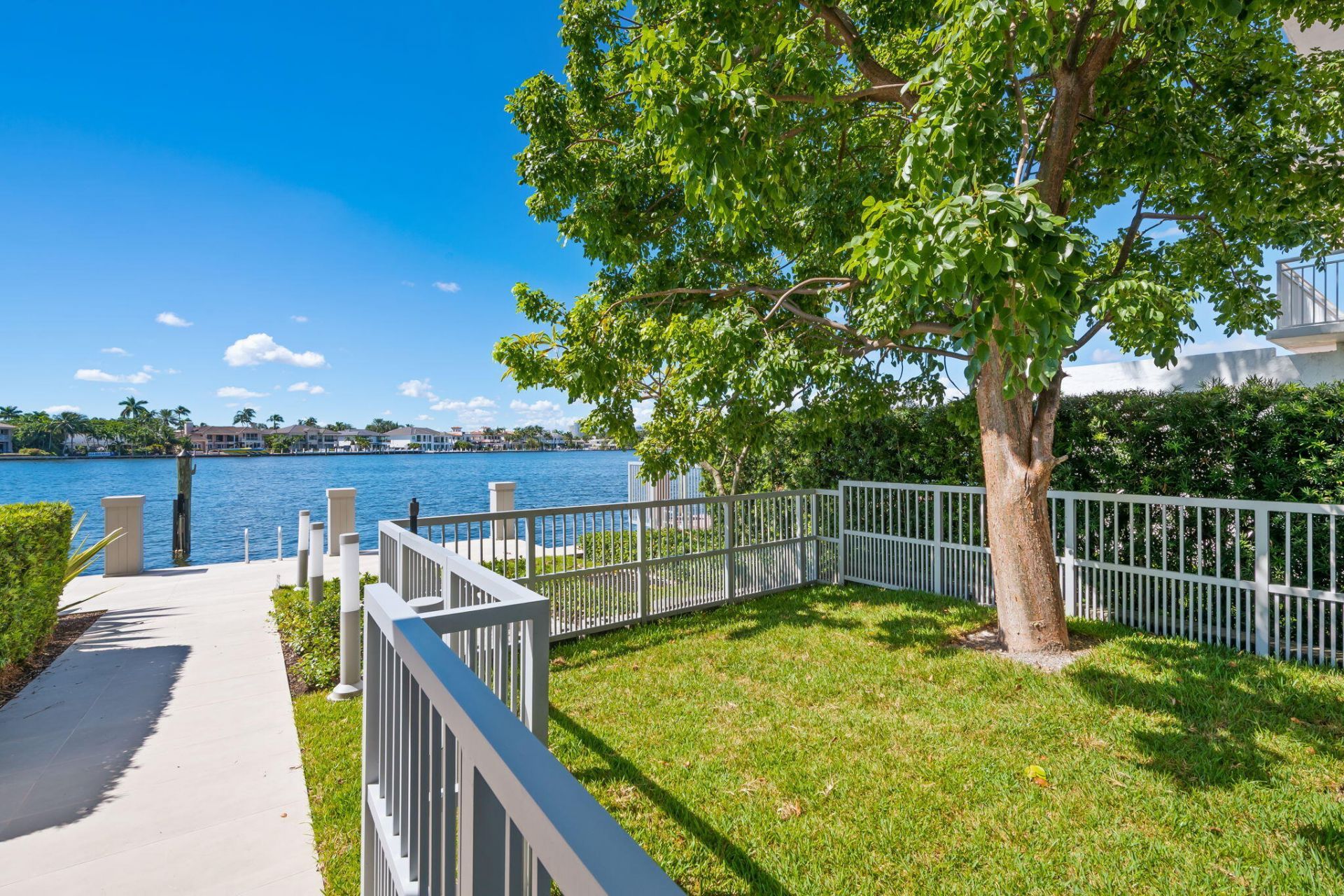 435 Bayshore Drive, Unit 302, Fort Lauderdale, FL 33304 Photo