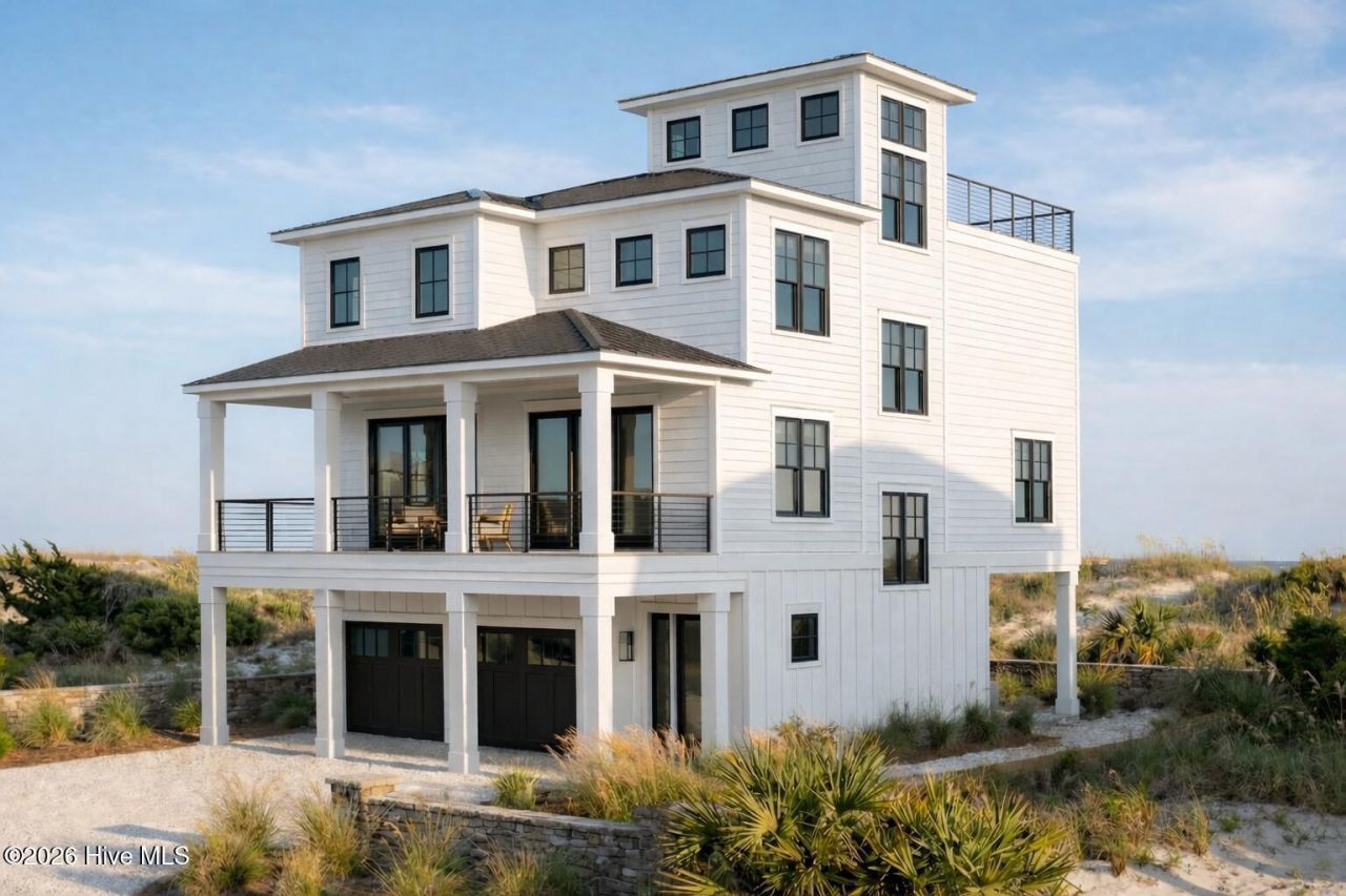 502 Ocean Boulevard, Carolina Beach, NC 28428 Main Photo