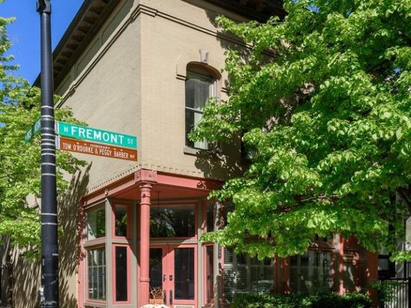 1900 N Fremont Street , Chicago, IL 60614