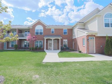 21984 Andover Drive, Macomb Twp, MI 48042