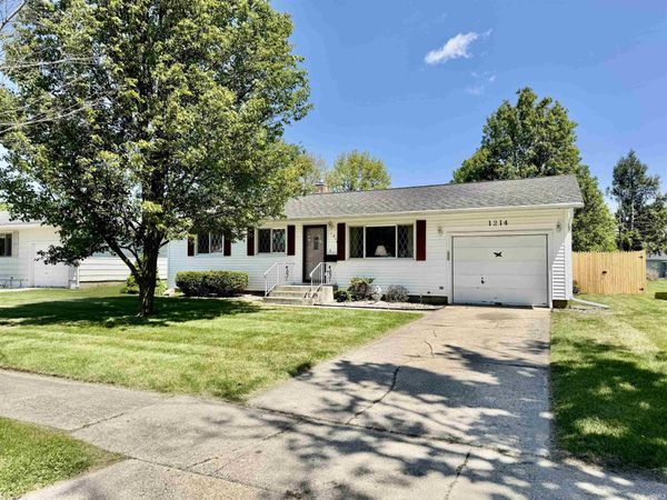 1214 Rochester Boulevard, Rochester, IN 46975