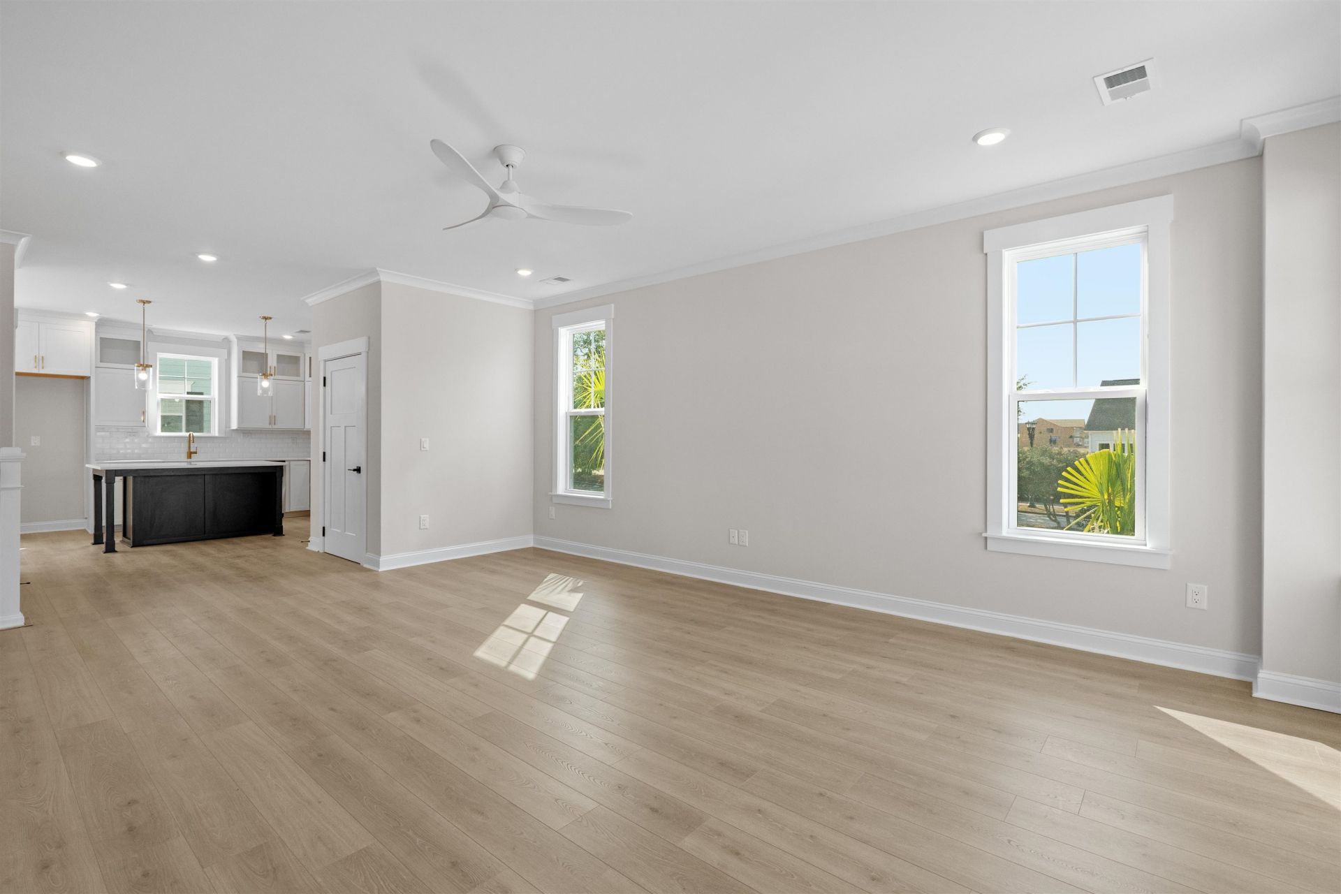 8572 Balmy Breeze Pl. Photo 13