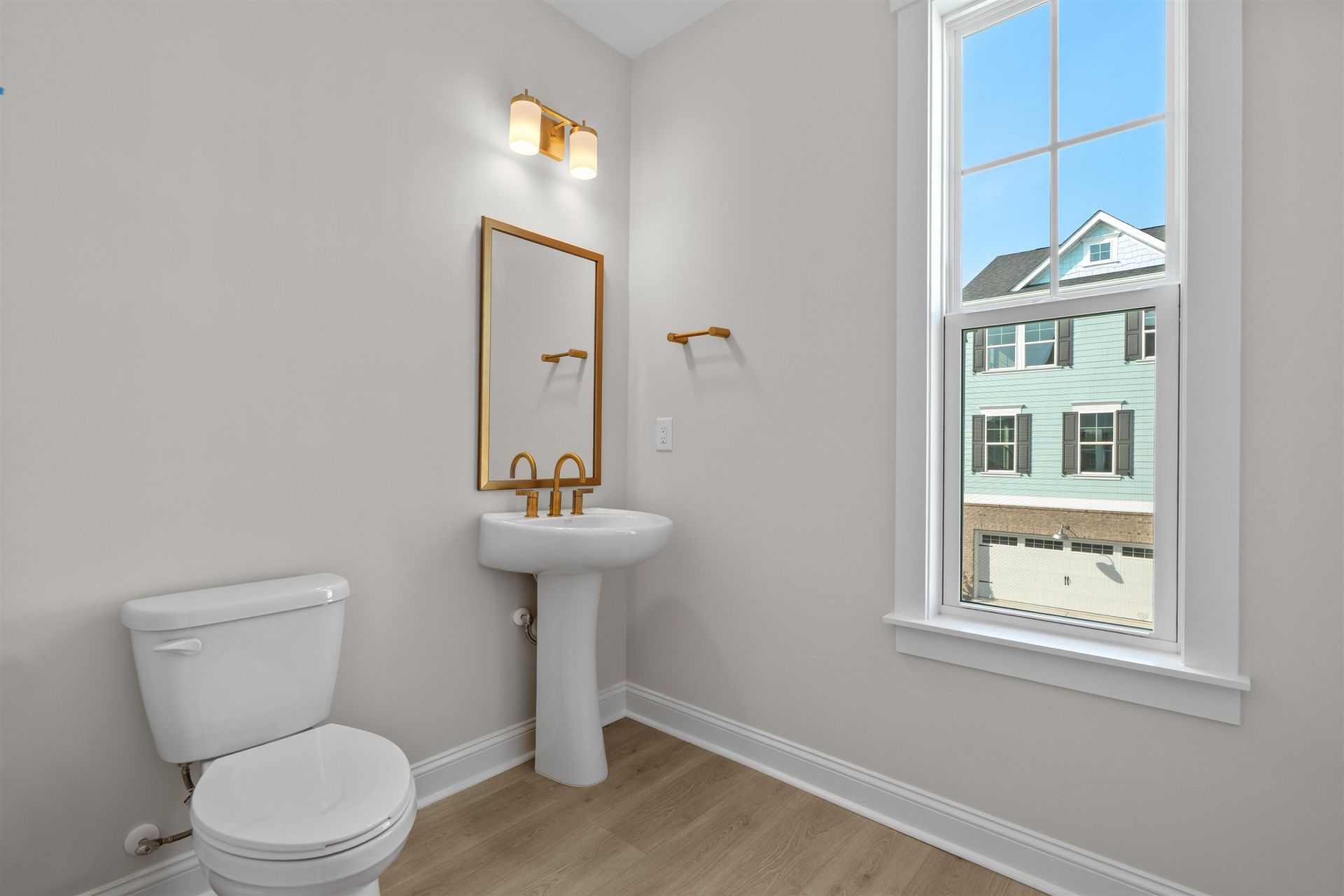 8572 Balmy Breeze Pl. Photo 16