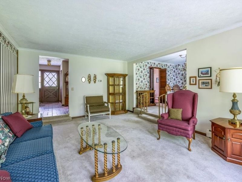 9412 Beaver Creek Drive, Mentor, OH 44060 Photo 5