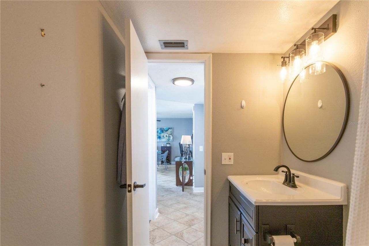5825 Puerta Del Sol Boulevard S, Unit 265, Saint Petersburg, FL 33715 Photo