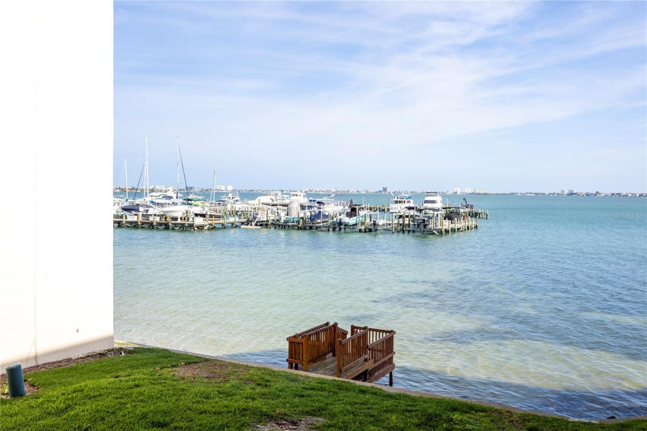5825 Puerta Del Sol Boulevard S, Unit 265, Saint Petersburg, FL 33715 Photo