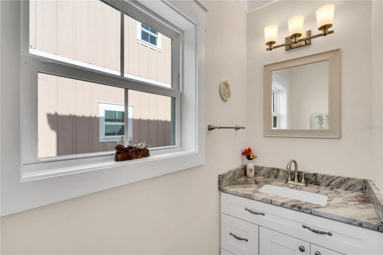 340 6th Street E, Bradenton, FL 34208 Photo