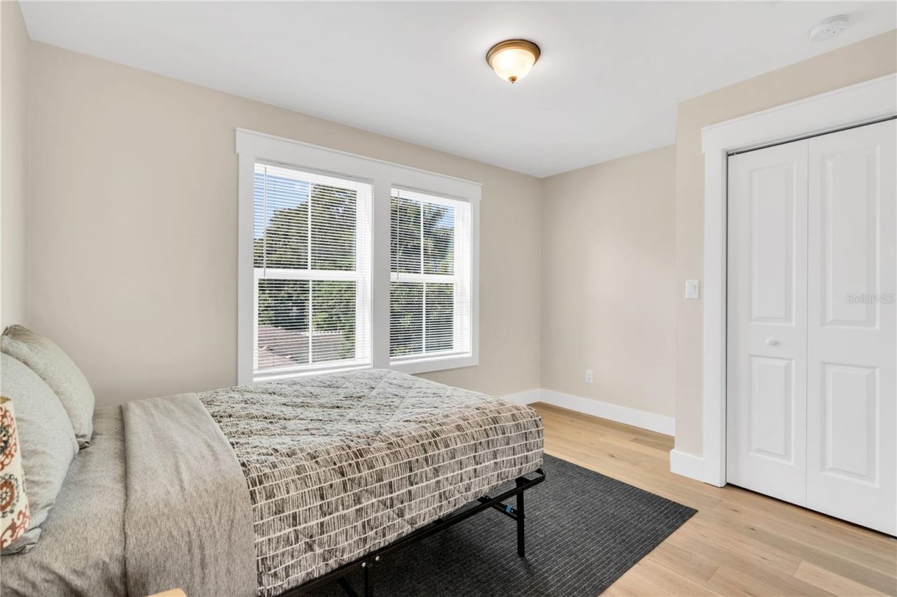 340 6th Street E, Bradenton, FL 34208 Photo