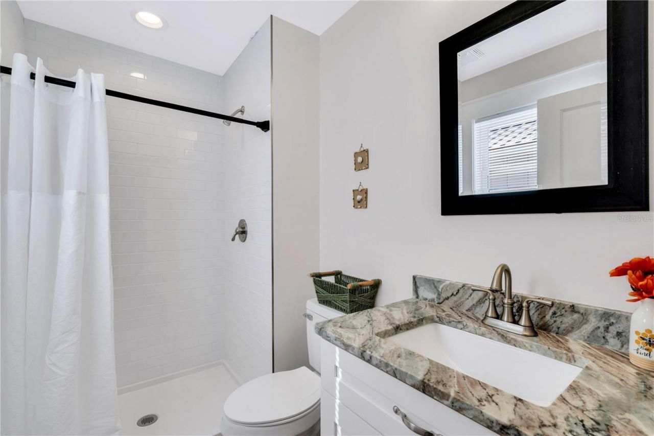 340 6th Street E, Bradenton, FL 34208 Photo