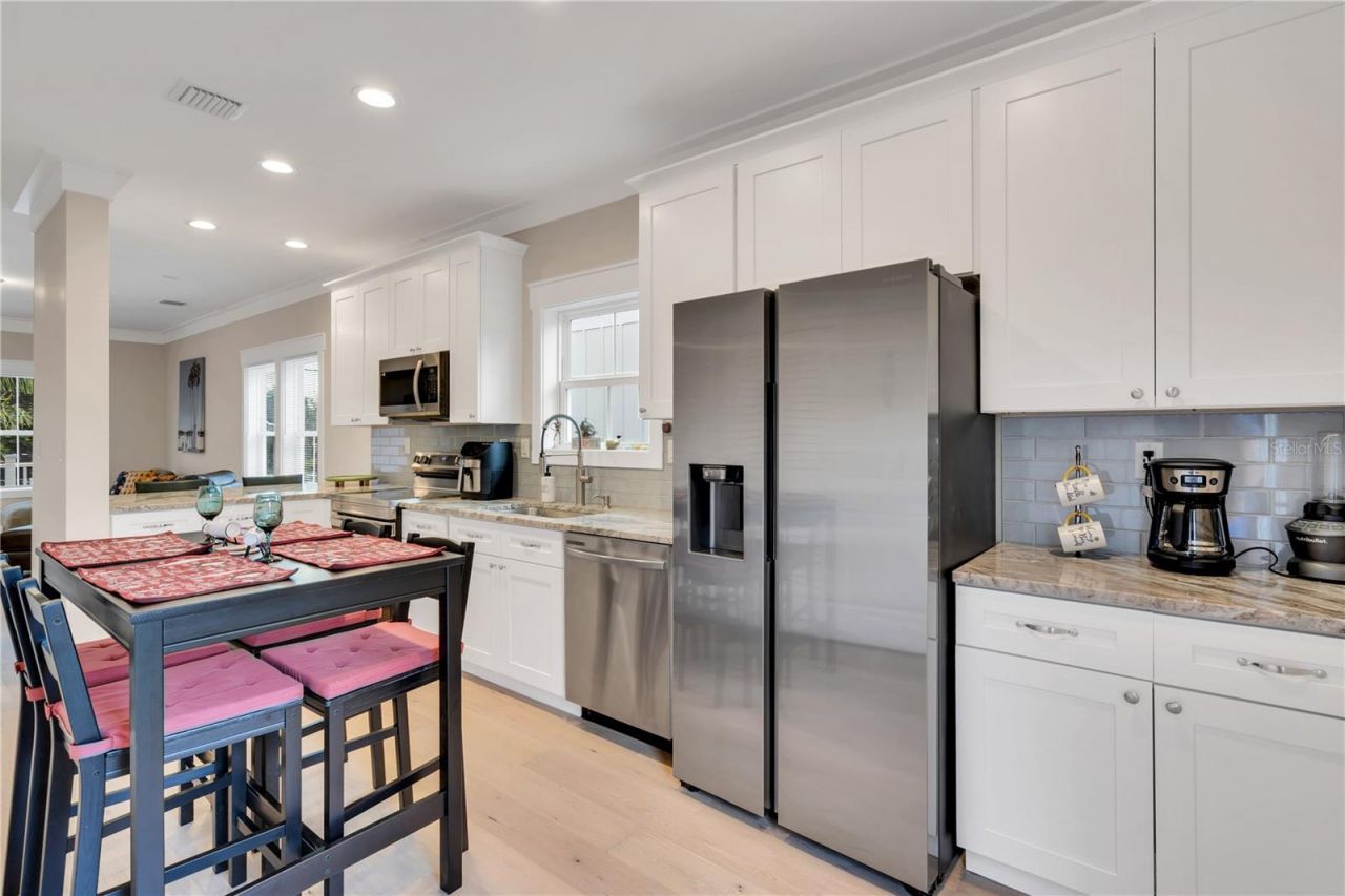 340 6th Street E, Bradenton, FL 34208 Photo