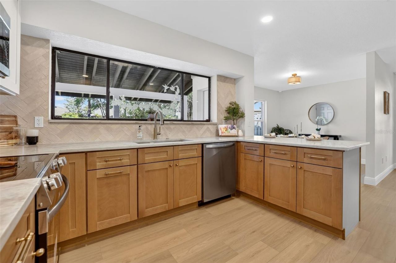 4404 Carrollwood Village Drive , Tampa, FL 33618 Photo