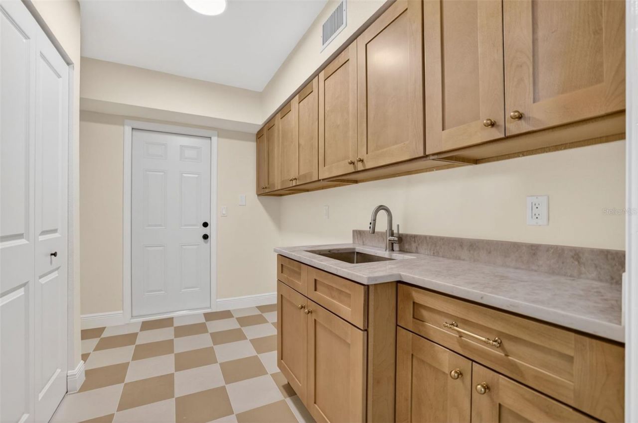 4404 Carrollwood Village Drive , Tampa, FL 33618 Photo