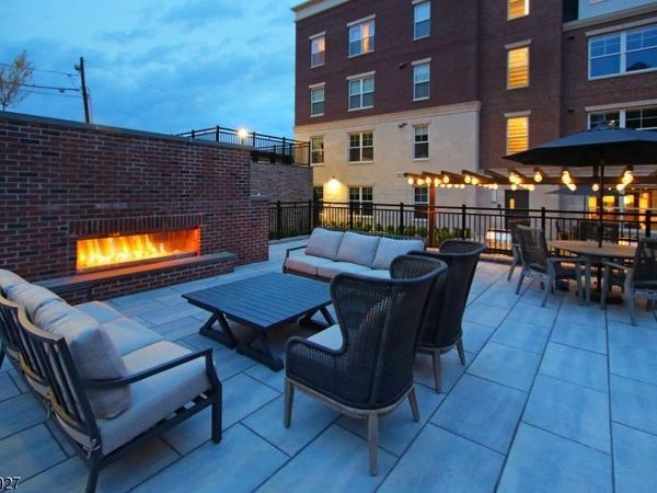 30 Court St E 114, Unit 58, Morristown, NJ 07960