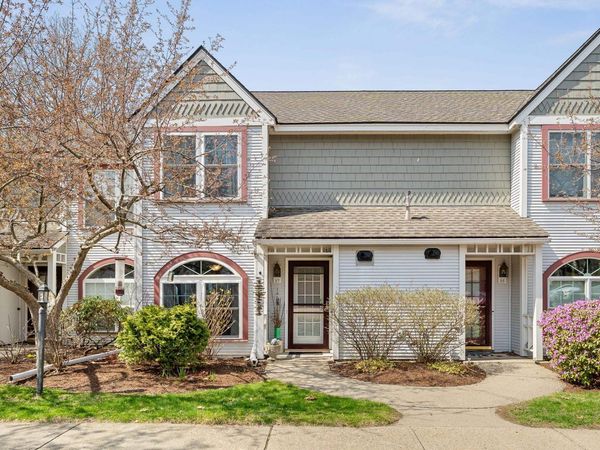 27 Northshore Drive, Burlington, VT 05401
