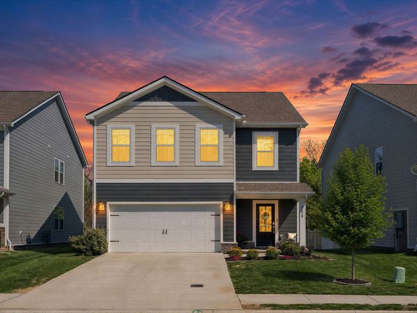 2216 Robert Gwynne Dr, Smyrna, TN 37167