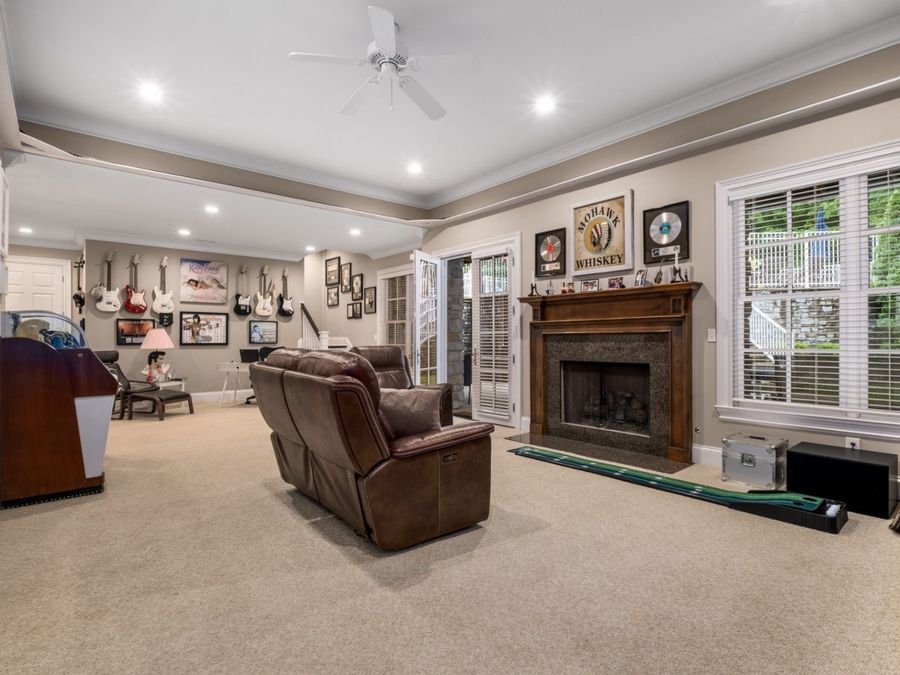 Property Image 43