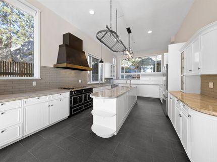 77 Speedboat Avenue, Kings Beach, CA 96143 Photo
