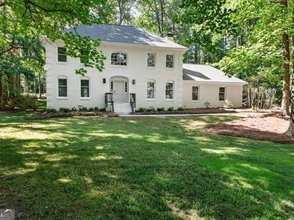 1080 Willow Bend, Roswell, GA 30075
