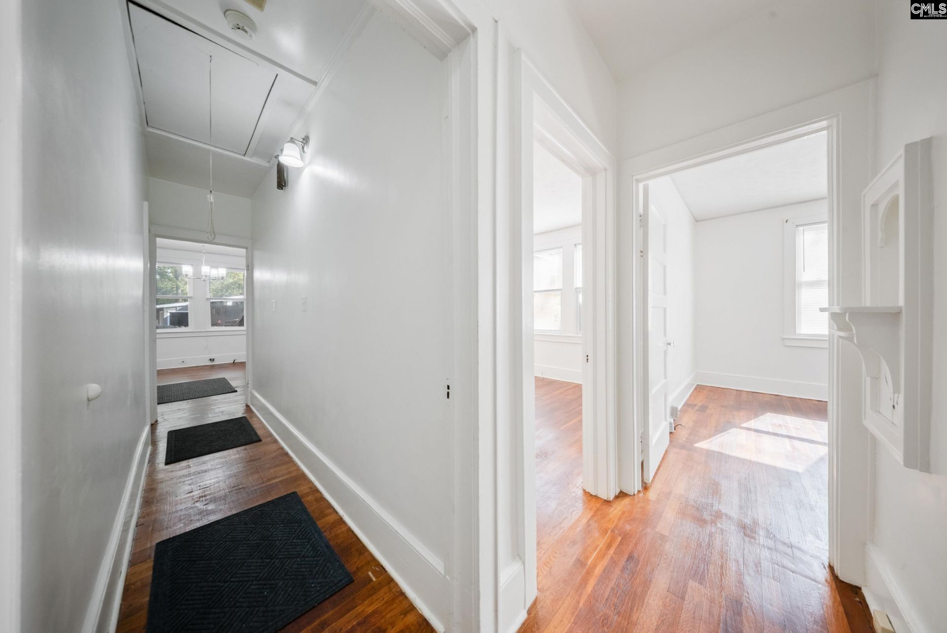 709 Sunset Drive  Photo 11