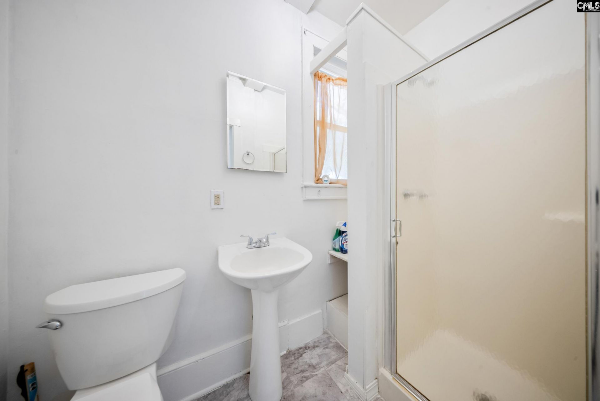 709 Sunset Drive  Photo 18