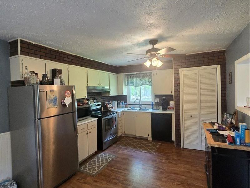 2065 W Buckhorn Drive, Millersburg, OH 44654 Photo 15