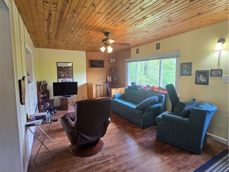 2065 W Buckhorn Drive, Millersburg, OH 44654 Photo 18