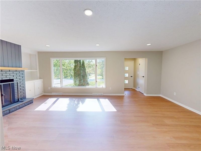 10635 Hickory Hill Court, Kirtland, OH 44094 Photo 3