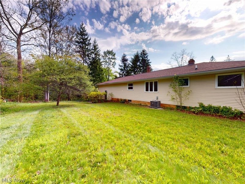 10635 Hickory Hill Court, Kirtland, OH 44094 Photo 43