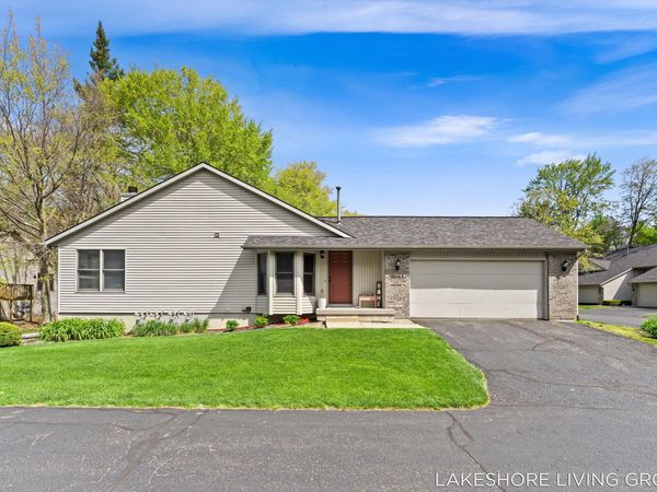 1065 Superior Court, Holland, MI 49424