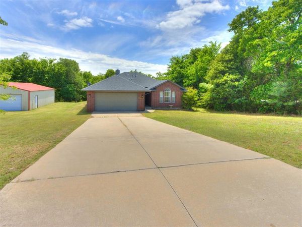 10900 S Timberline Drive, Norman, OK 73026