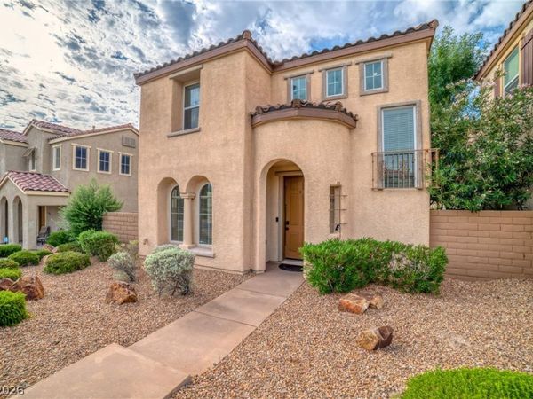 12028 Hathaway Pines Lane , Las Vegas, NV 89138