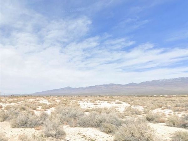 40 E Bonita Avenue, Pahrump, NV 89060