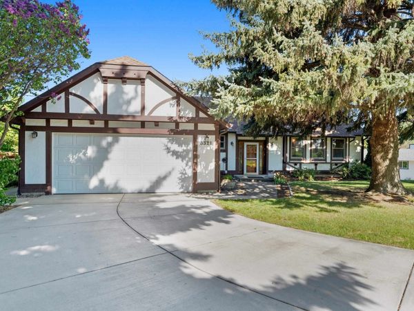 3321 N Molter Rd, Otis Orchards, WA 99027