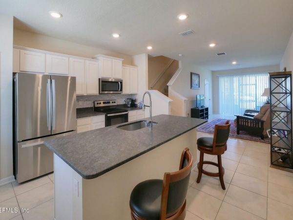 648 YELLOW OAKS Lane, Orange Park, FL 32065