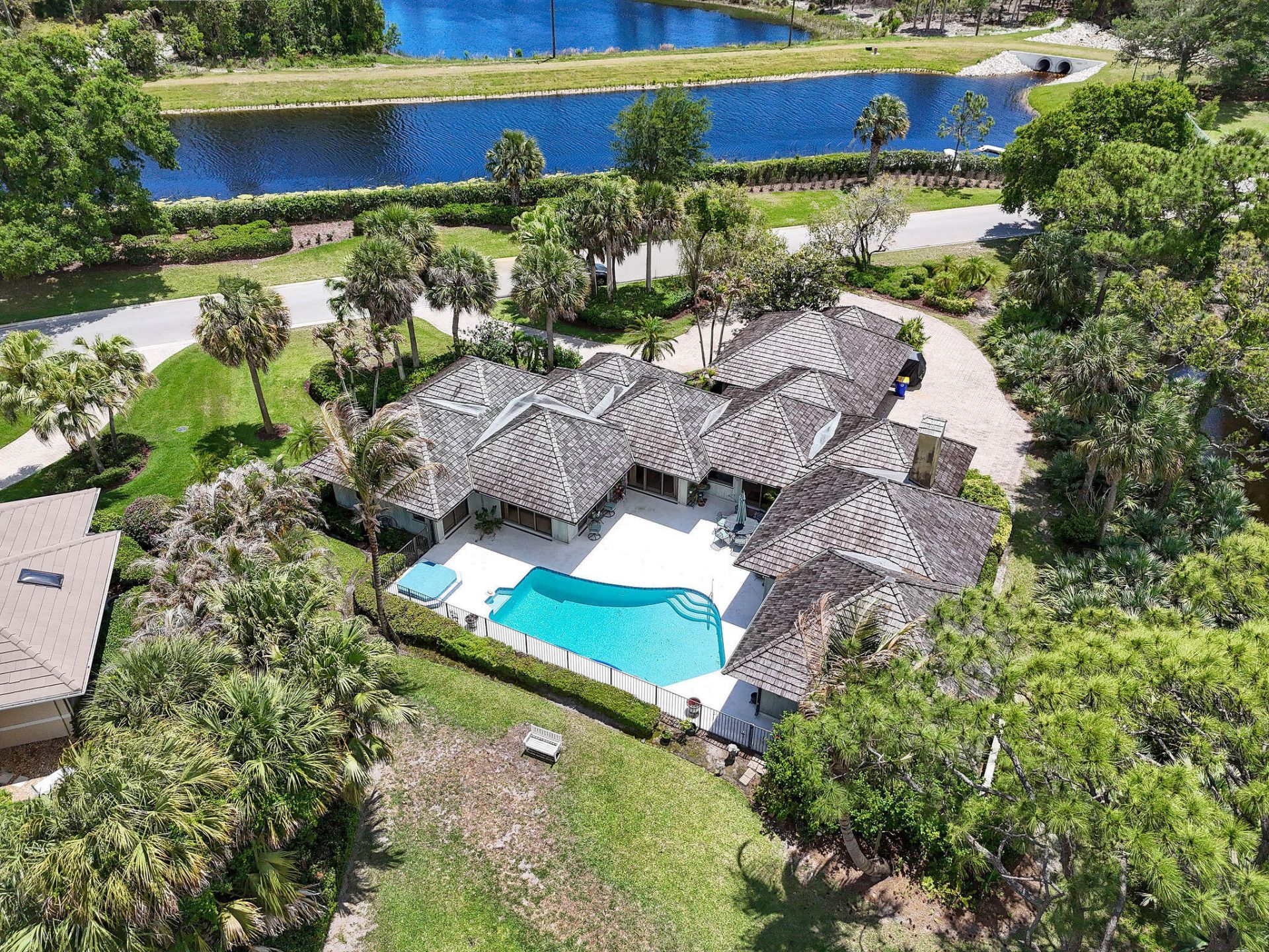 6980 SE Winged Foot Drive, Stuart, FL 34997 Photo