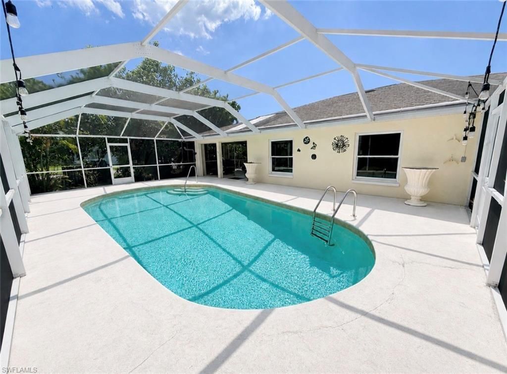 688 W Valley Dr, Bonita Springs, FL 34134 Photo
