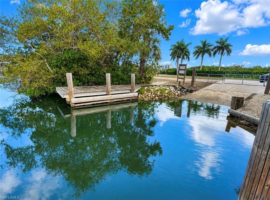 688 W Valley Dr, Bonita Springs, FL 34134 Photo