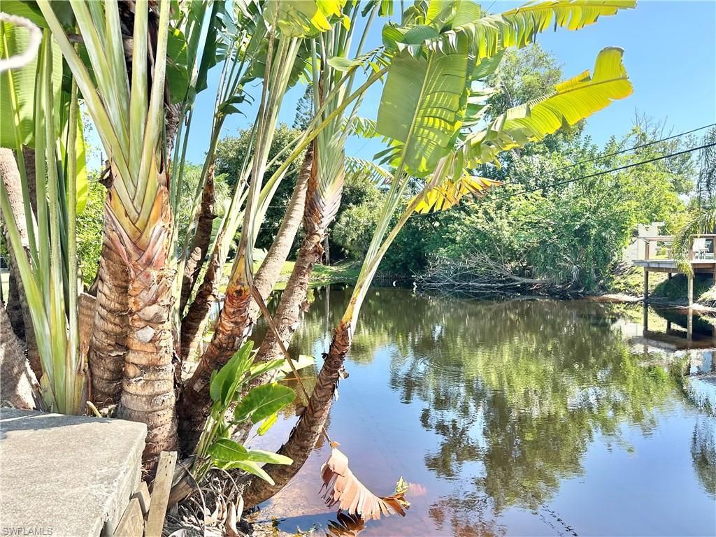 688 W Valley Dr, Bonita Springs, FL 34134 Photo