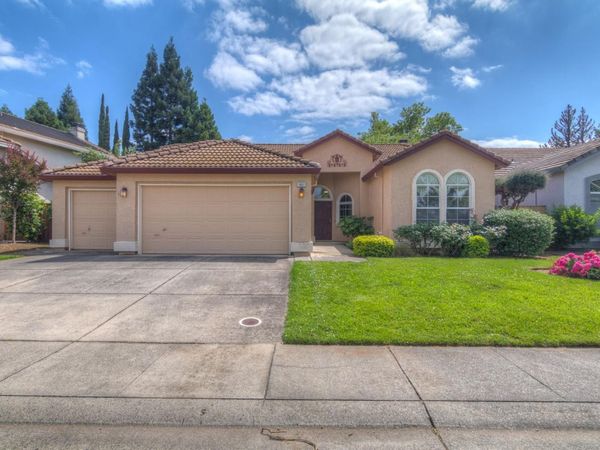 1657 Aylesbury Way, Roseville, CA 95747