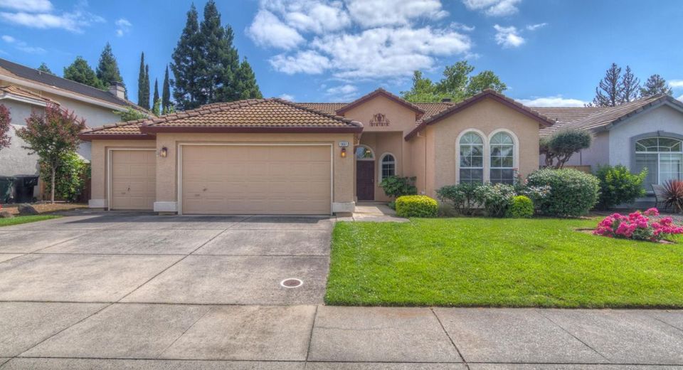 1657 Aylesbury Way, Roseville, CA 95747 Photo