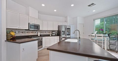 549 Fifteen Mile Dr, Roseville, CA 95678 Photo